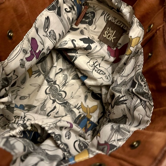 Beautiful Pebbled Leather The Sak Tote Handbag - Picture 8 of 13